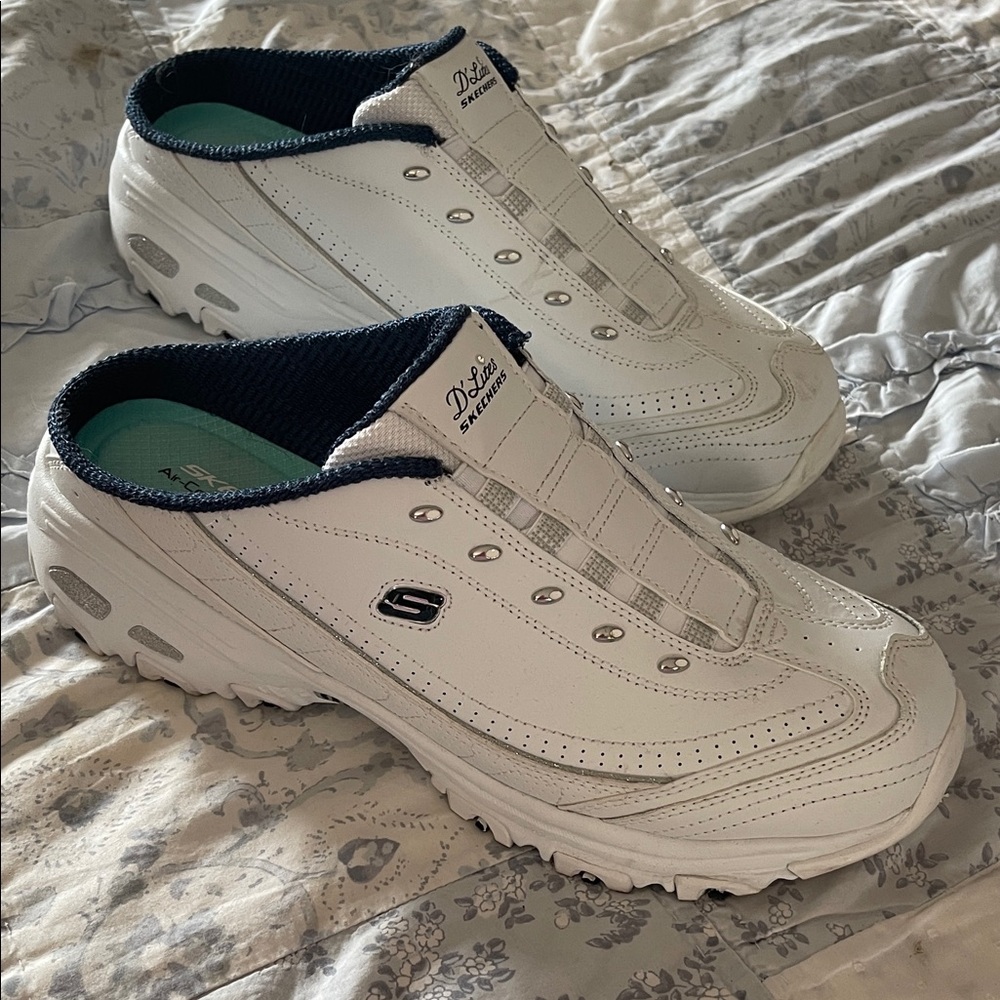 Skechers White and Navy Slip-On Sneakers